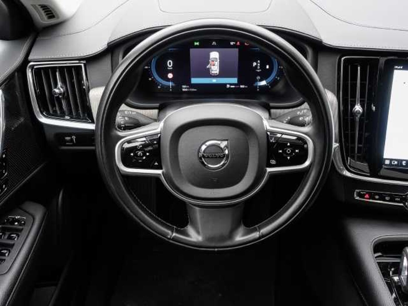 Volvo  Cross Country Pro AWD B4 Diesel EU6d StandHZG AHK digitales Cockpit Memory Sitze