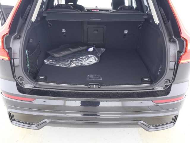 Volvo  Ultra Dark Recharge Plug-In Hybrid AWD T8 Twin Engine EU6d HUD AD StandHZG AHK