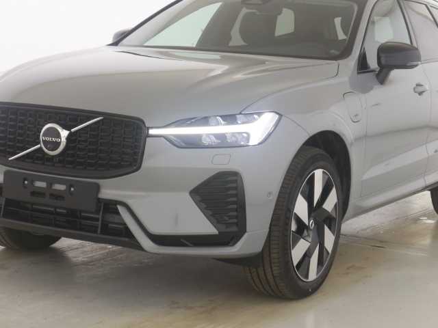 Volvo  Plus Dark Recharge Plug-In Hybrid AWD T8 Twin Engine EU6d StandHZG digitales Coc