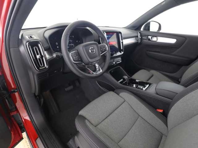 Volvo  Plus Dark 2WD B3 EU6d Navi digitales Cockpit Memory Sitze Soundsystem HarmanKard