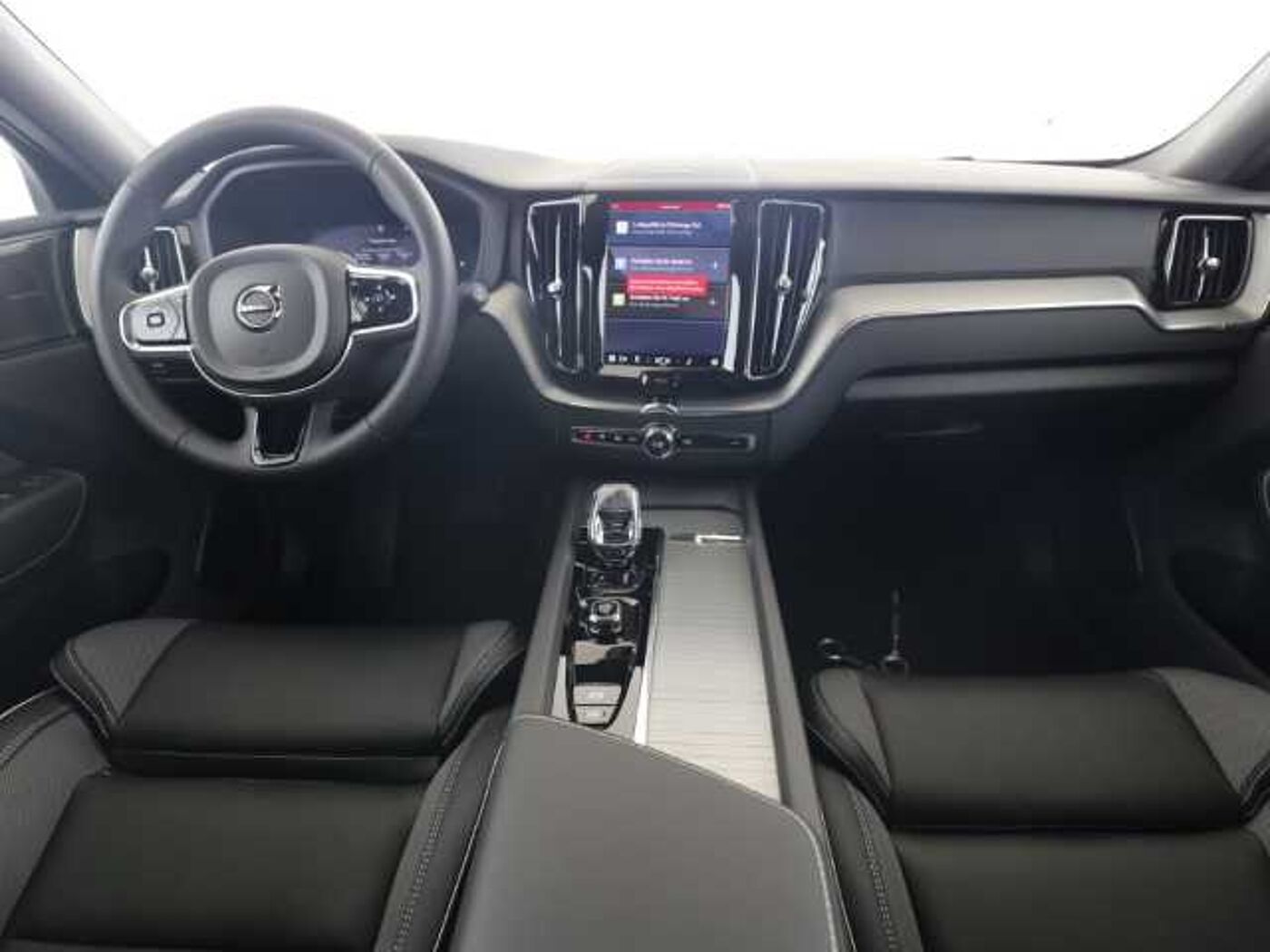 Volvo  Plus Dark 2WD B4 Benzin EU6d StandHZG Leder digitales Cockpit Memory Sitze Sound