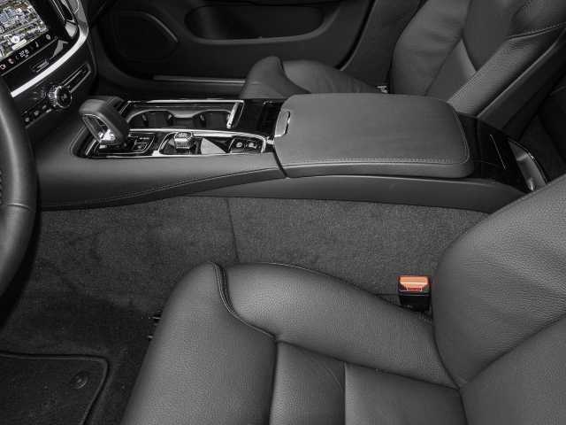 Volvo  Kombi Plus Bright Recharge Plug-In Hybrid AWD T6 Twin Engine EU6d StandHZG digit