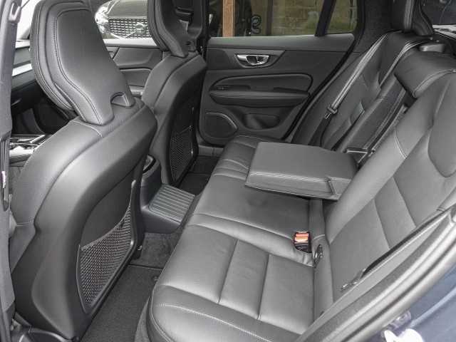Volvo  Kombi Plus Bright Recharge Plug-In Hybrid AWD T6 Twin Engine EU6d StandHZG digit