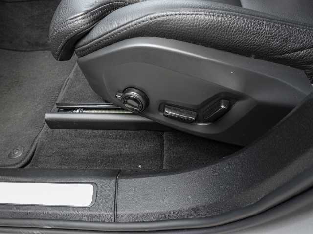 Volvo  Inscription 2WD B4 Benzin EU6d digitales Cockpit Memory Sitze Soundsystem 360 Ka