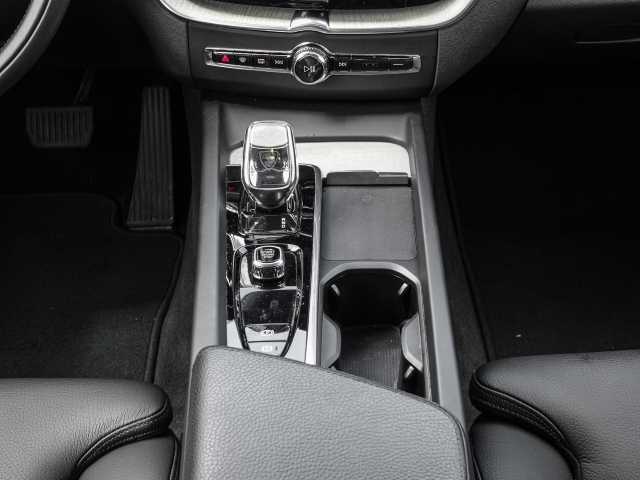 Volvo  Inscription 2WD B4 Benzin EU6d digitales Cockpit Memory Sitze Soundsystem 360 Ka