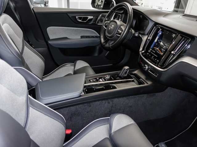 Volvo  R Design B4 Benzin EU6d HUD StandHZG Navi Leder digitales Cockpit Memory Sitze