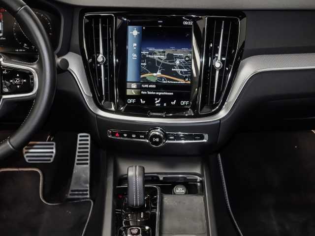 Volvo  R Design B4 Benzin EU6d HUD StandHZG Navi Leder digitales Cockpit Memory Sitze