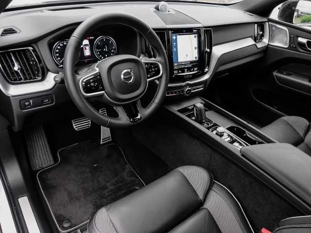 Volvo  R Design AWD B5 Diesel EU6d Allrad HUD StandHZG Navi digitales Cockpit Memory Si