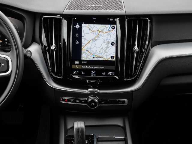 Volvo  Momentum Pro AWD B4 Diesel EU6d Allrad Navi Leder digitales Cockpit Soundsystem