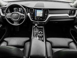 Volvo  Momentum Pro 2WD D4 EU6d-T Navi Leder digitales Cockpit Memory Sitze Soundsystem