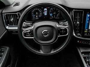 Volvo  Kombi Momentum Pro B3 Benzin EU6d StandHZG Navi Leder digitales Cockpit Memory S