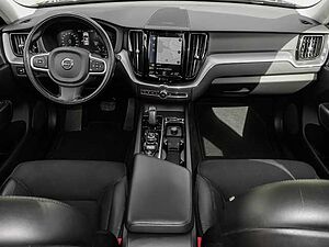 Volvo  Momentum Pro AWD B4 Diesel EU6d Allrad Navi digitales Cockpit Soundsystem Harman