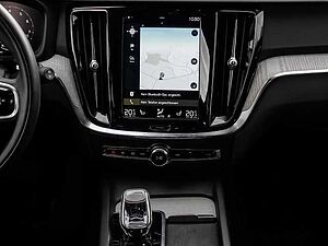 Volvo  Kombi Inscription AWD B5 Benzin EU6d StandHZG Navi Leder digitales Cockpit Memor