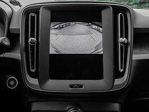 Volvo  Momentum Core 2WD T2 EU6d digitales Cockpit Soundsystem LED Sperrdiff. Klimaauto