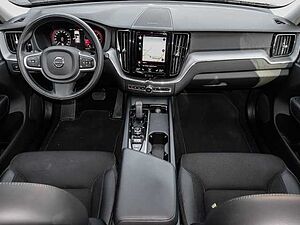 Volvo  Momentum Pro AWD B4 Diesel EU6d Allrad StandHZG Navi digitales Cockpit Soundsyst