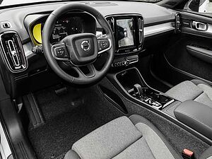 Volvo  B3 Benzin Plus Dark Business-Paket BLIS Pixel-LED