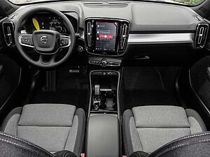Volvo  B3 Benzin Plus Dark Business-Paket BLIS Pixel-LED