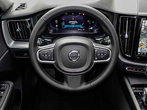 Volvo  Core 2WD B4 Diesel EU6d StandHZG AHK digitales Cockpit Soundsystem LED Sperrdiff