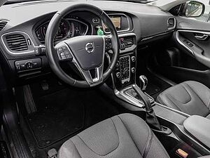 Volvo  Cross Country Plus D2 EU6d-T Panorama Navi Soundsystem LED Sperrdiff. Mehrzonenk