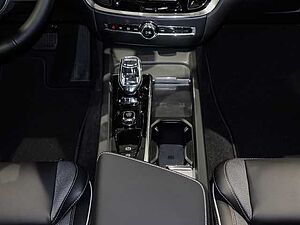 Volvo  Kombi Plus Dark B4 Mild-Hybrid  Benzin EU6d