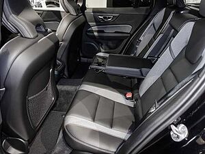 Volvo  Kombi Plus Dark B4 Mild-Hybrid  Benzin EU6d