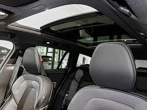 Volvo  Kombi Plus Dark B4 Mild-Hybrid  Benzin EU6d