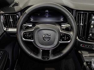 Volvo  Kombi Plus Dark B4 Mild-Hybrid  Benzin EU6d