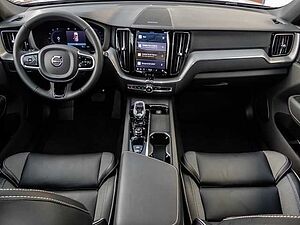 Volvo  Plus Dark 2WD B4 Benzin EU6d StandHZG Leder digitales Cockpit Memory Sitze Sound