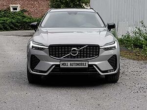 Volvo  Plus Dark 2WD B4 Benzin EU6d AHK digitales Cockpit Memory Sitze Soundsystem Harm