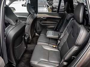 Volvo  Plus Bright AWD B5 Diesel EU6d 7-Sitzer Allrad AD StandHZG digitales Cockpit