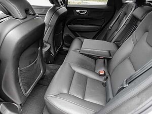 Volvo  Core 2WD B4 Benzin EU6d digitales Cockpit Memory Sitze Soundsystem LED Scheinwer
