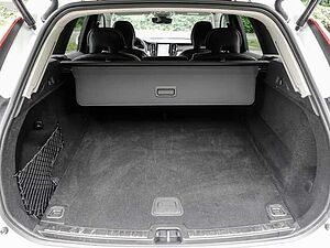 Volvo  Core 2WD B4 Benzin EU6d digitales Cockpit Memory Sitze Soundsystem LED Scheinwer