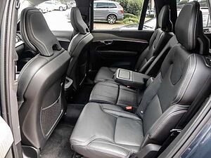 Volvo  Plus Bright AWD B5 Diesel EU6d 7-Sitzer Allrad AD StandHZG digitales Cockpit Mem