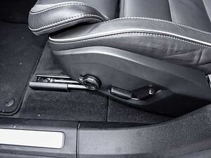 Volvo  Plus Dark Recharge Plug-In Hybrid AWD T8 Twin Engine EU6d StandHZG Leder digital