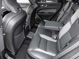 Volvo  Plus Dark Recharge Plug-In Hybrid AWD T8 Twin Engine EU6d StandHZG Leder digital