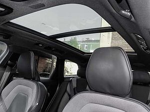 Volvo  Plus Dark Recharge Plug-In Hybrid AWD T8 Twin Engine EU6d StandHZG Leder digital
