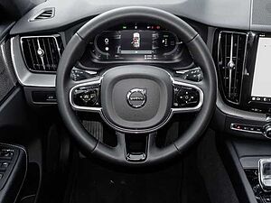 Volvo  Plus Dark Recharge Plug-In Hybrid AWD T8 Twin Engine EU6d StandHZG Leder digital