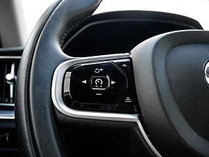 Volvo  Kombi Momentum Pro B4 Diesel EU6d Navi digitales Cockpit Memory Sitze Soundsyste