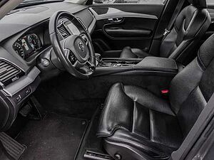 Volvo  Momentum AWD T5 EU6d-T AHK Navi Leder digitales Cockpit Soundsystem LED Kurvenli