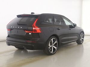 Volvo  Ultra Dark Recharge Plug-In Hybrid AWD T8 Twin Engine EU6d HUD AD StandHZG AHK