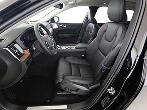 Volvo  Ultra Dark Recharge Plug-In Hybrid AWD T8 Twin Engine EU6d HUD AD StandHZG AHK