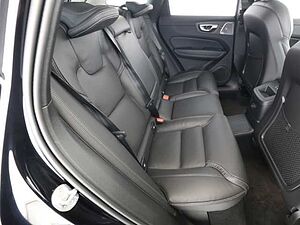 Volvo  Ultra Dark Recharge Plug-In Hybrid AWD T8 Twin Engine EU6d HUD AD StandHZG AHK