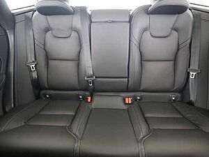 Volvo  Ultra Dark Recharge Plug-In Hybrid AWD T8 Twin Engine EU6d HUD AD StandHZG AHK