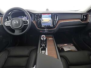 Volvo  Ultra Dark Recharge Plug-In Hybrid AWD T8 Twin Engine EU6d HUD AD StandHZG AHK