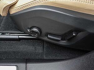Volvo  Ultra Dark AWD B5 Benzin EU6e HUD AD digitales Cockpit Memory Sitze Soundsystem