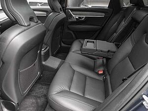 Volvo  Kombi Inscription Recharge Plug-In Hybrid AWD T6 Twin Engine EU6d HUD StandHZG A