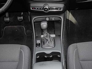 Volvo  Momentum Pro 2WD T2 EU6d Navi digitales Cockpit Soundsystem LED Kurvenlicht Sche