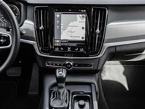 Volvo  Kombi Momentum Pro D3 EU6d-T AHK Navi Leder digitales Cockpit Soundsystem 360 Ka