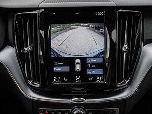 Volvo  Momentum Pro AWD B4 Diesel EU6d Allrad Navi Leder digitales Cockpit Soundsystem