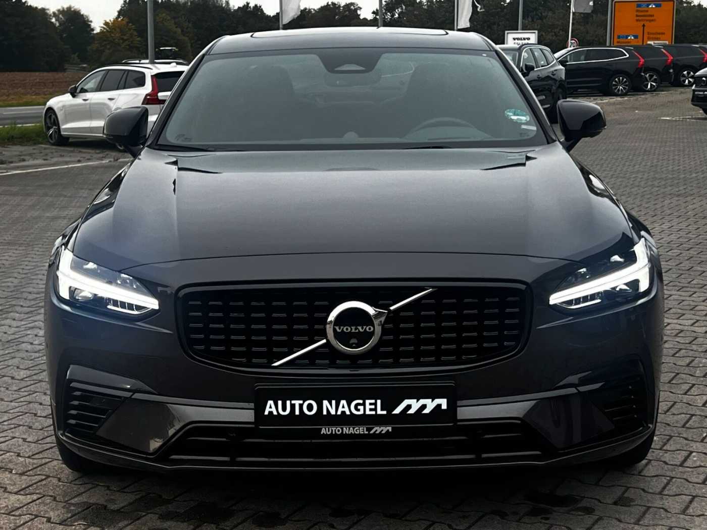 Volvo  T8 Twin Engine AWD Ultimate Dark B&W|20'|ALU